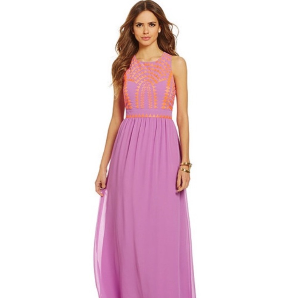 Gianni Bini Shawna Tribal Maxi Dress 💜